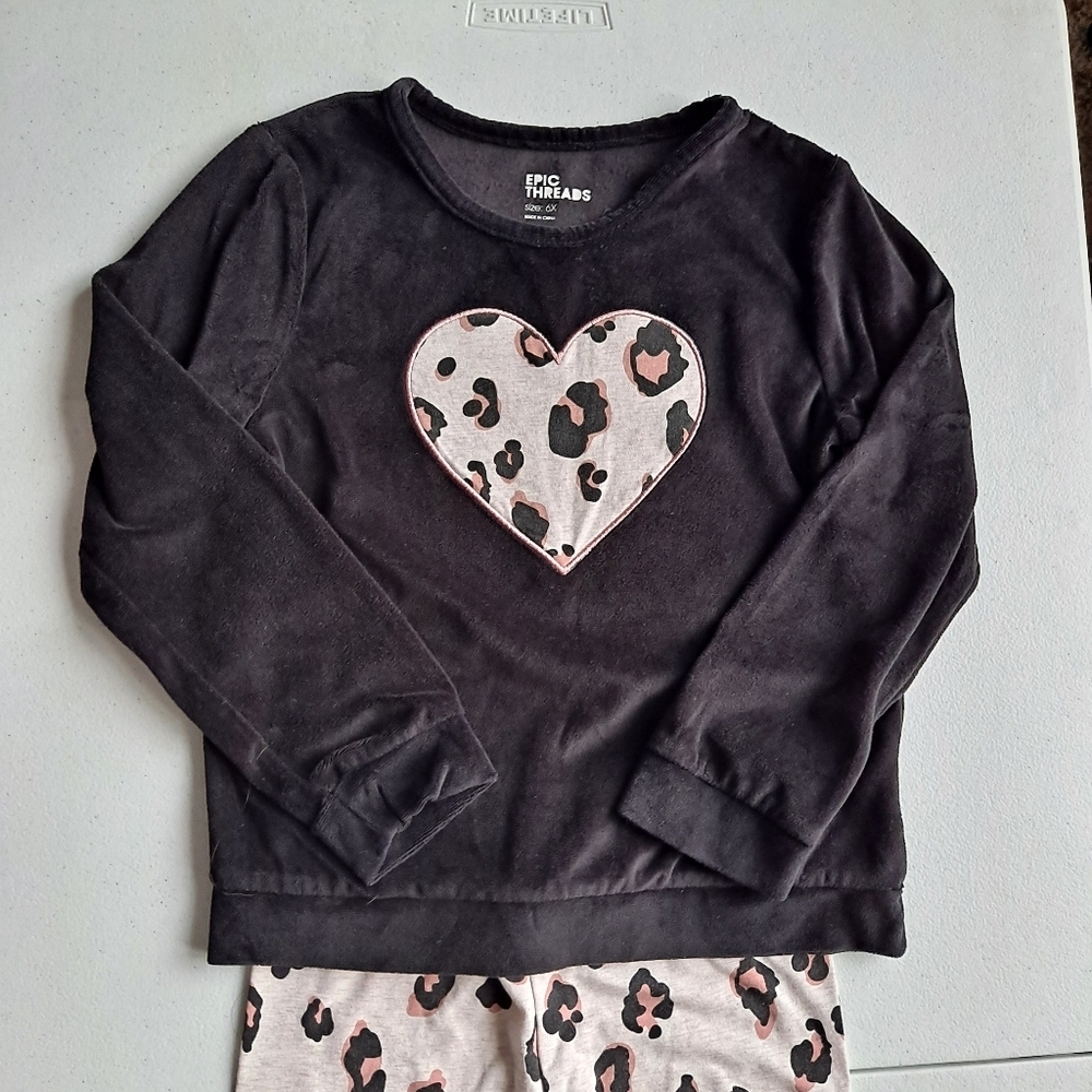 Epic Threads Leopard Pajama set - Picture 2 of 5